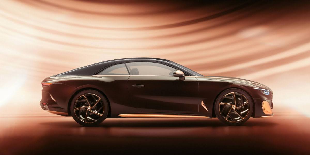 Side profile of Bentley Batur luxury coupe highlighting sleek Mulliner design, aerodynamic body, and grand tourer proportions.